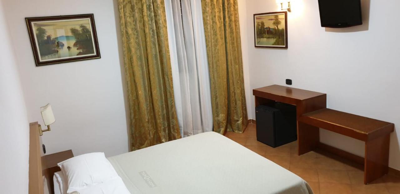 Grand Pavone
